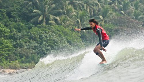Surf-trip & « japow » pour édouard delpero